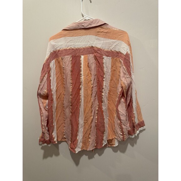 Club Z Collection Metallic Vertical Striped Button Down Top 1X - Picture 3 of 3